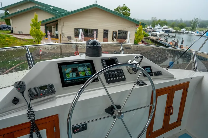 Slide: The Image of DeFever 53 Performance Offshore Cruiser 1988 - 6663088