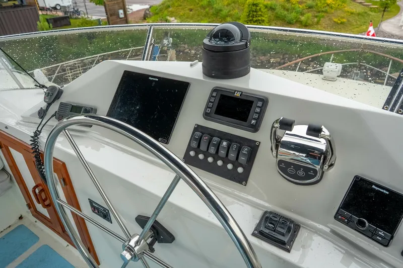 Slide: The Image of DeFever 53 Performance Offshore Cruiser 1988 - 6663134