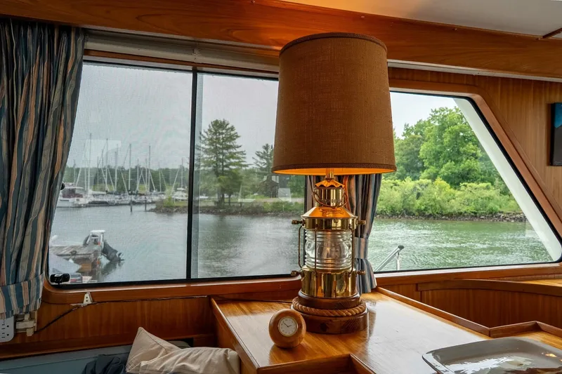 Slide: The Image of DeFever 53 Performance Offshore Cruiser 1988 - 6663671