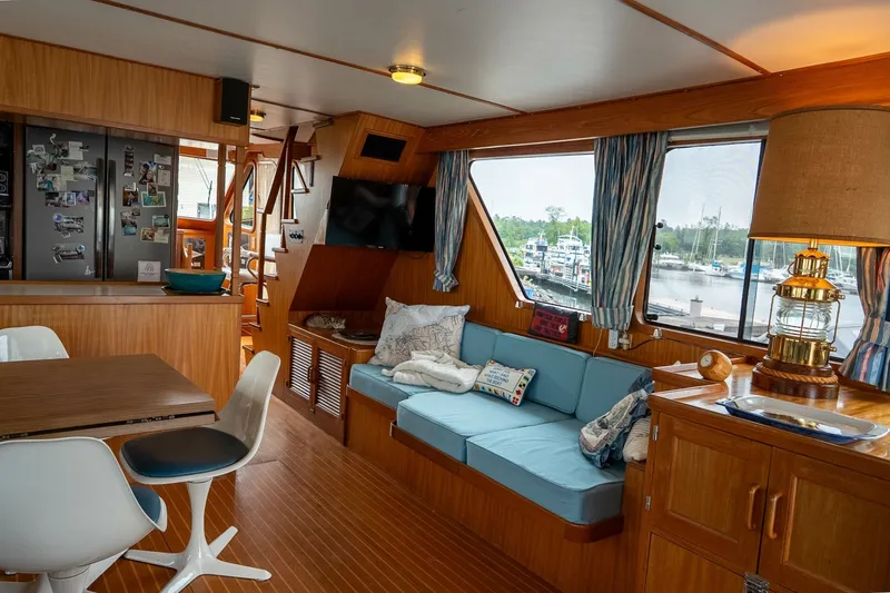 Slide: The Image of DeFever 53 Performance Offshore Cruiser 1988 - 6663470
