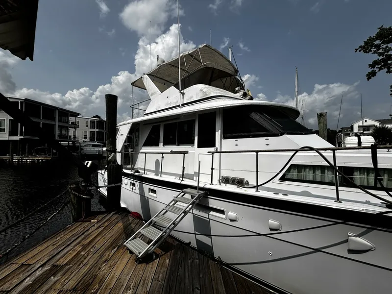 Slide: The Image of Hatteras 53 1979 - 6666251