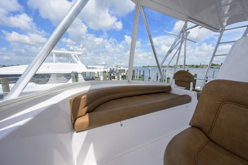 Slide: The Image of 2009 Viking 50 Convertible  - 7310007