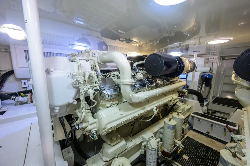 Slide: The Image of 2009 Viking 50 Convertible  - 7310024