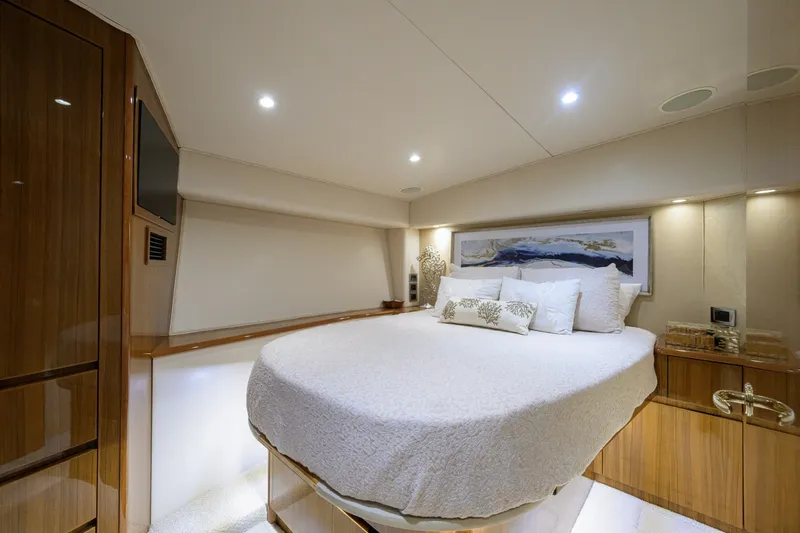 Slide: The Image of 2009 Viking 50 Convertible  - 7309990
