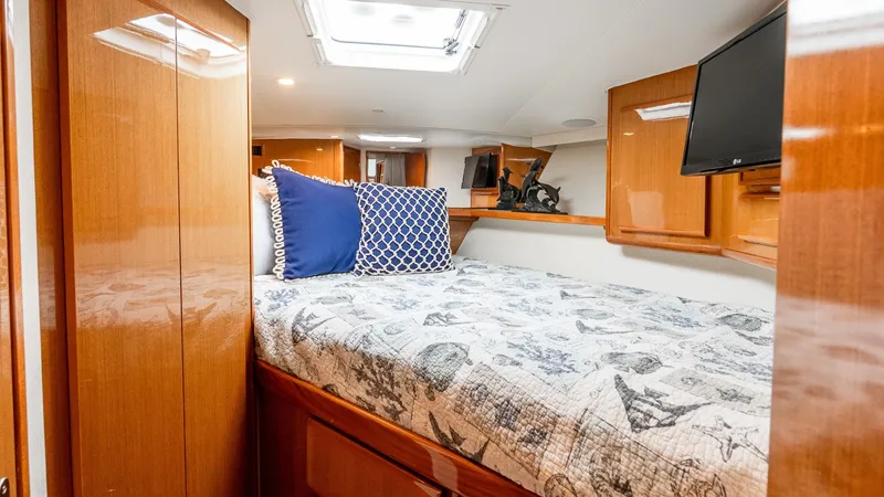 Slide: The Image of Viking 50 Convertible 2000 - 6671563