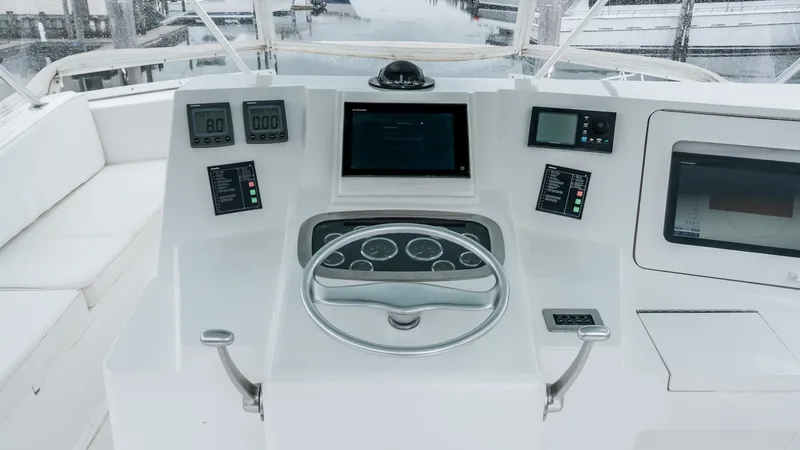 Slide: The Image of Viking 50 Convertible 2000 - 6671592