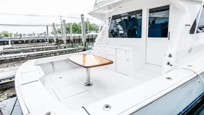 Slide: The Image of Viking 50 Convertible 2000 - 6671598