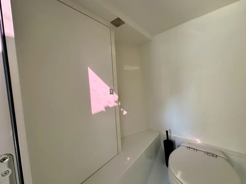 Slide: The Image of VanDutch 32 2023 - 7385870