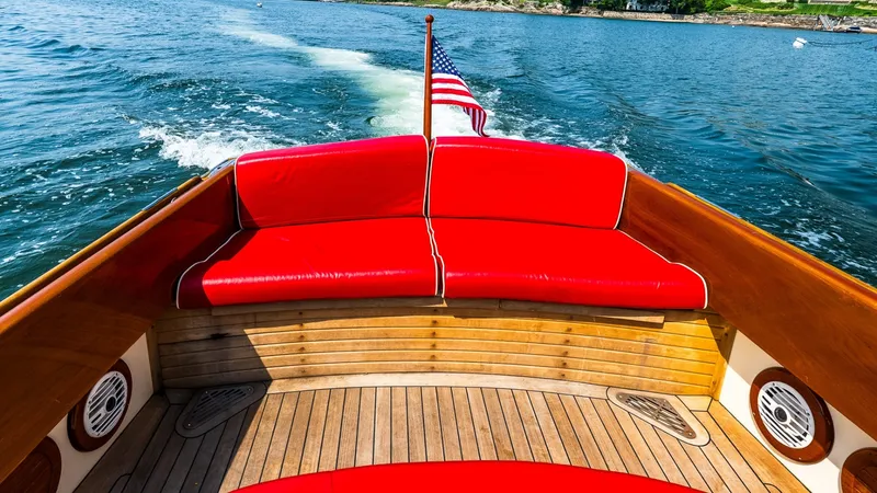 Slide: The Image of Hinckley Yachts Talaria 29R 2005 - 6675383