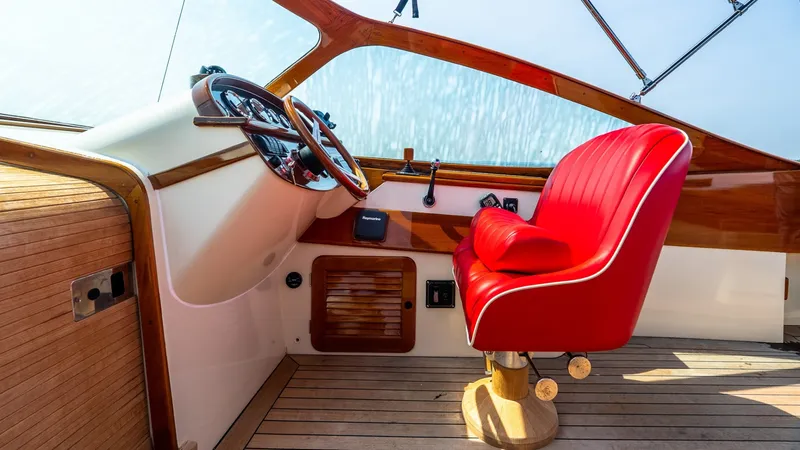 Slide: The Image of Hinckley Yachts Talaria 29R 2005 - 6675397