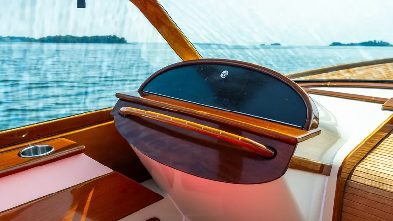 Slide: The Image of Hinckley Yachts Talaria 29R 2005 - 6675394