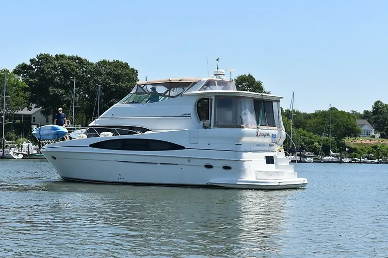 The Image of Carver Yachts 466 Motor Yacht 2004 - 6681361