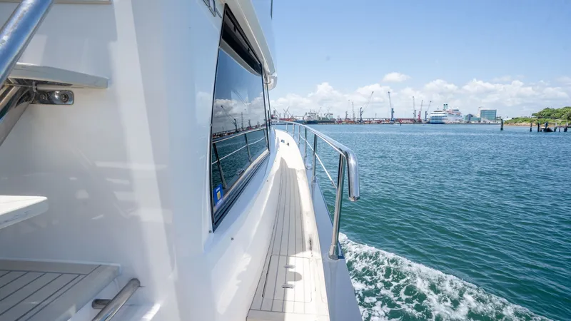 Slide: The Image of Azimut Magellano 50 2012 - 6681600