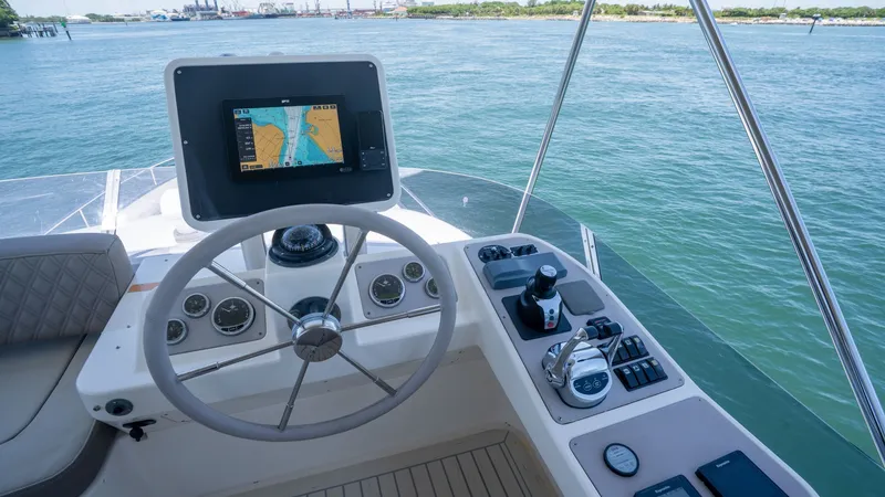 Slide: The Image of Azimut Magellano 50 2012 - 6681597