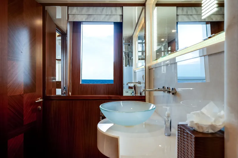 Slide: The Image of Ocean Alexander 90 SKY LOUNGE 2016 - 6685495