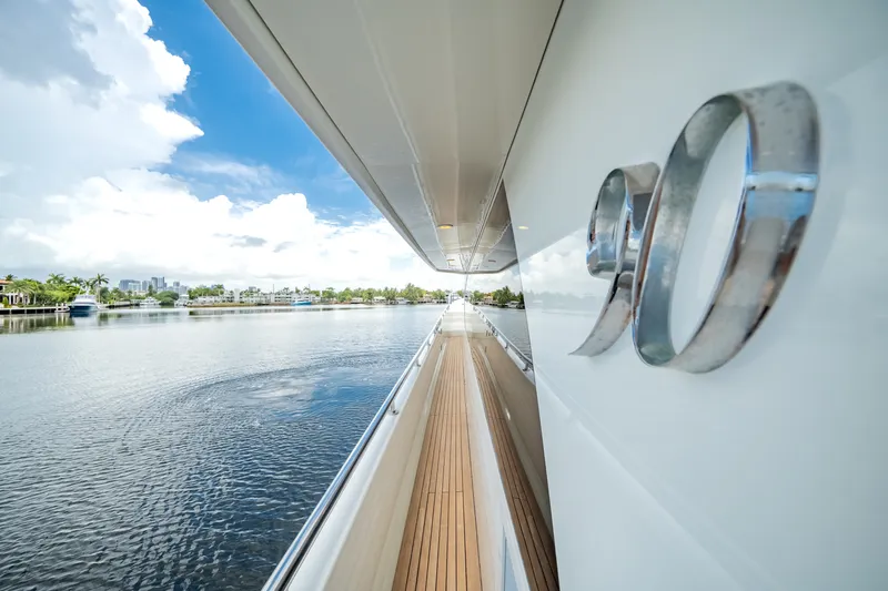 Slide: The Image of Ocean Alexander 90 SKY LOUNGE 2016 - 6685533