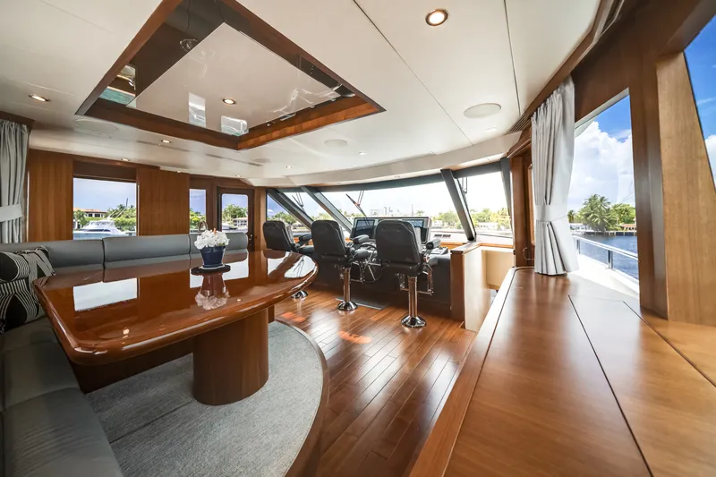 Slide: The Image of Ocean Alexander 90 SKY LOUNGE 2016 - 6685524