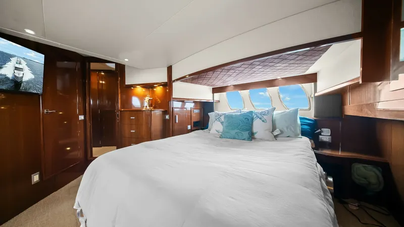 Slide: The Image of Carver Yachts 56 Voyager 2008 - 7313550