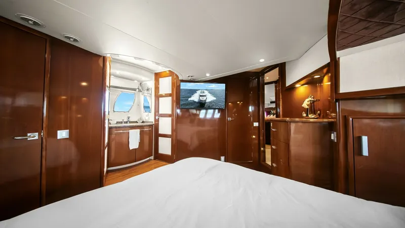 Slide: The Image of Carver Yachts 56 Voyager 2008 - 7313551