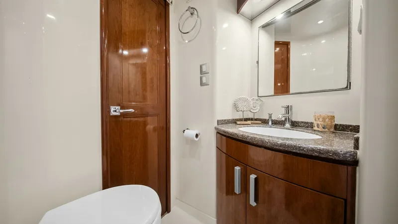 Slide: The Image of Carver Yachts 56 Voyager 2008 - 7313553