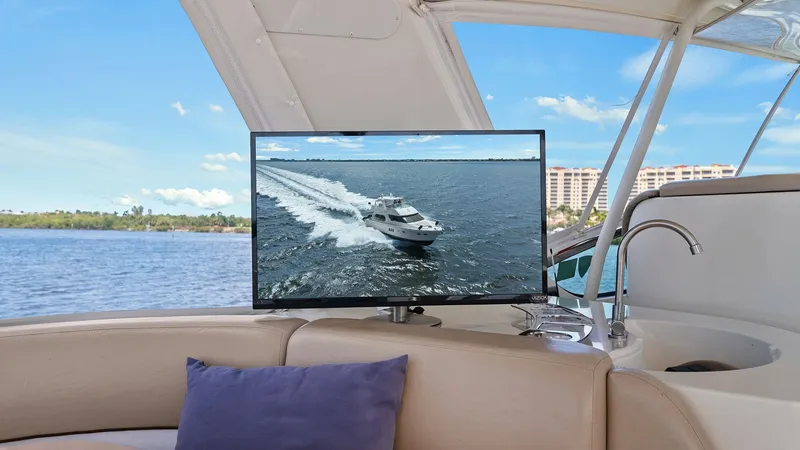 Slide: The Image of Carver Yachts 56 Voyager 2008 - 7313556