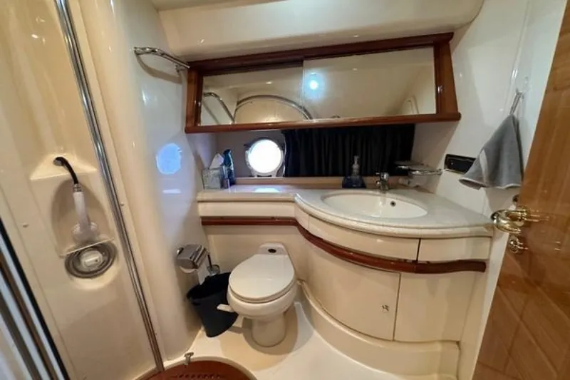 Slide: The Image of Azimut 55E 2004 - 6708645