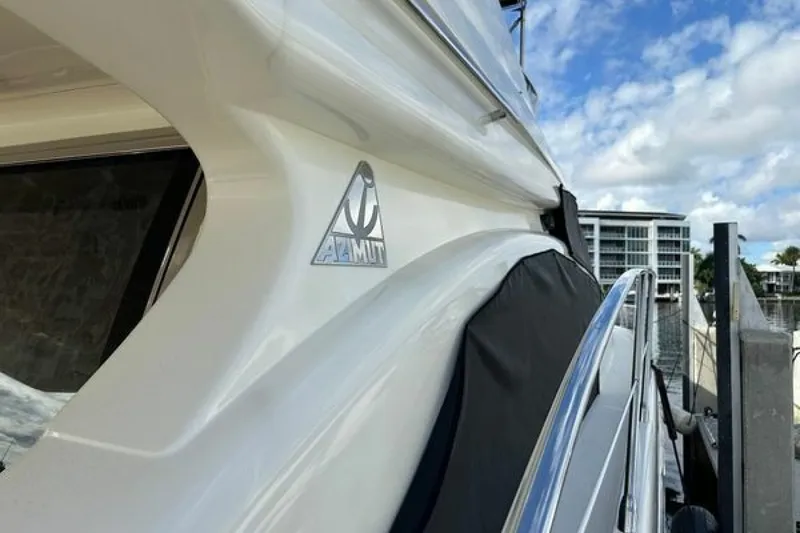 Slide: The Image of Azimut 55E 2004 - 6708615