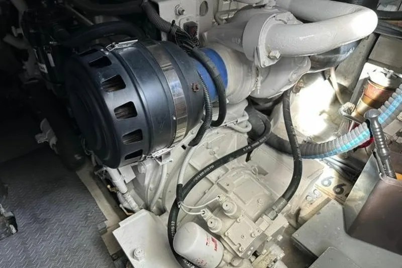 Slide: The Image of Azimut 55E 2004 - 6708603