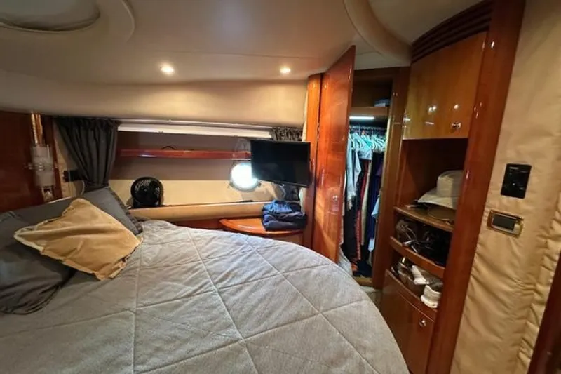 Slide: The Image of Azimut 55E 2004 - 6708650