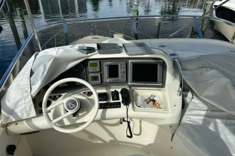 Slide: The Image of Azimut 55E 2004 - 6708589