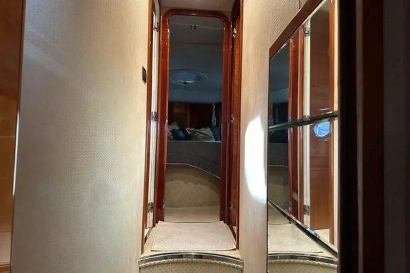 Slide: The Image of Azimut 55E 2004 - 6708640