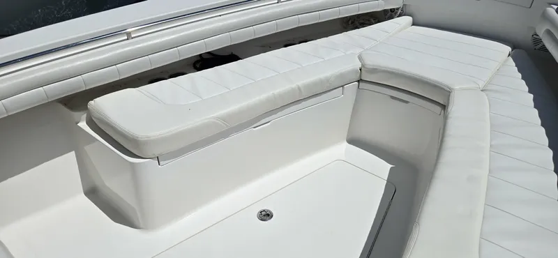 Slide: The Image of Regulator Marine 28 FS 2018 - 6708739