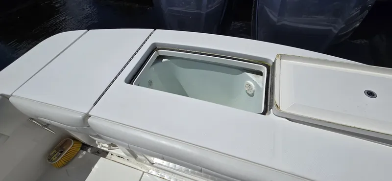 Slide: The Image of Regulator Marine 28 FS 2018 - 6708754
