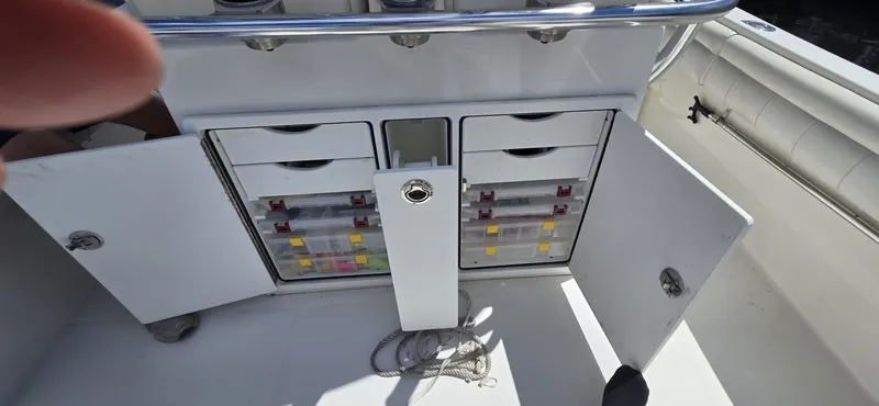 Slide: The Image of Regulator Marine 28 FS 2018 - 6708756