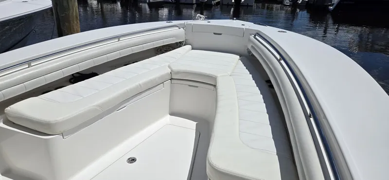 Slide: The Image of Regulator Marine 28 FS 2018 - 6708738