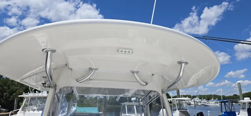 Slide: The Image of Regulator Marine 28 FS 2018 - 6708745