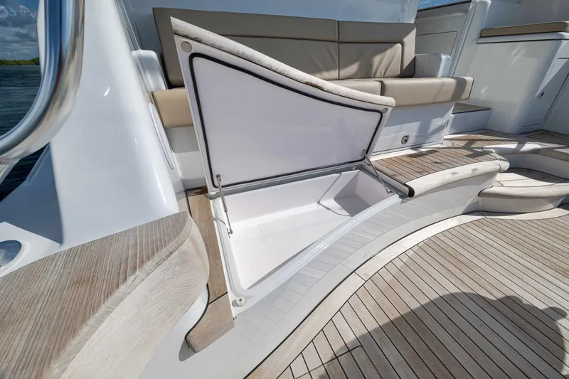 Slide: The Image of Hatteras GT45X 2023 - 6713202