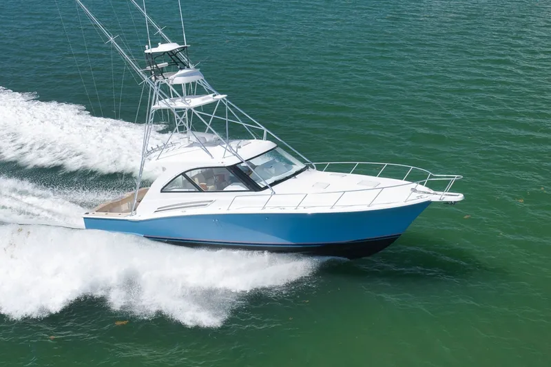 Slide: The Image of Hatteras GT45X 2023 - 6713179