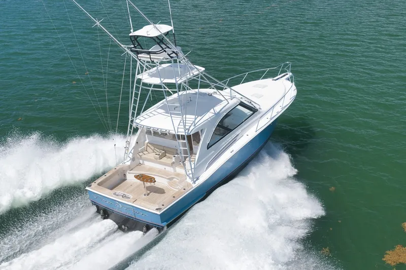 Slide: The Image of Hatteras GT45X 2023 - 6713180