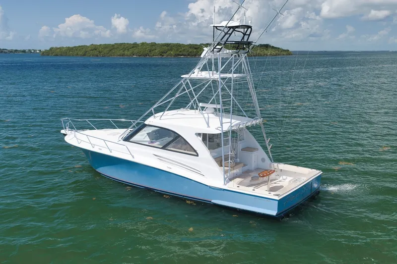 Slide: The Image of Hatteras GT45X 2023 - 6713178