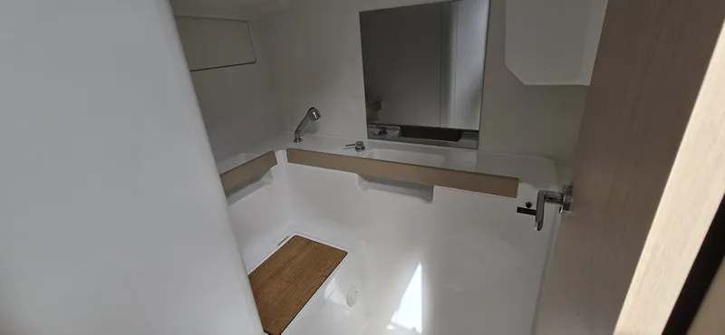 Slide: The Image of Beneteau Oceanis 38.1 2023 - 6714640