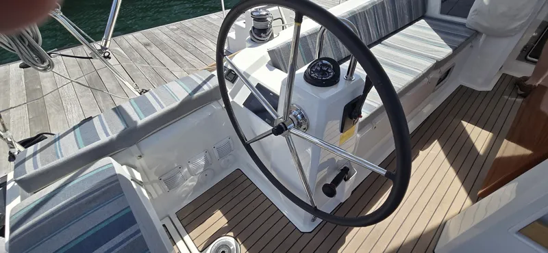 Slide: The Image of Beneteau Oceanis 38.1 2023 - 6714555