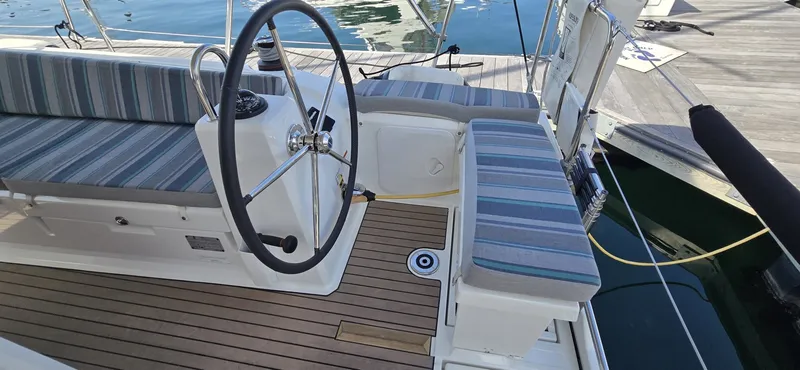 Slide: The Image of Beneteau Oceanis 38.1 2023 - 6714552