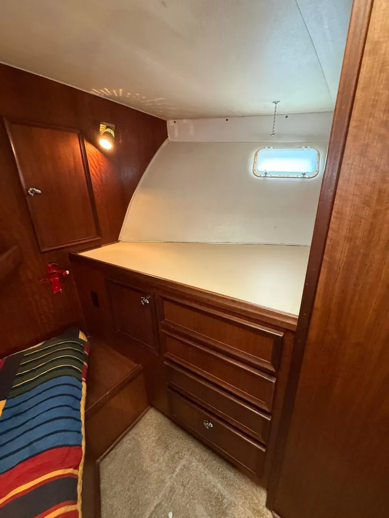 Slide: The Image of Hatteras 53 Convertible 1978 - 6714604