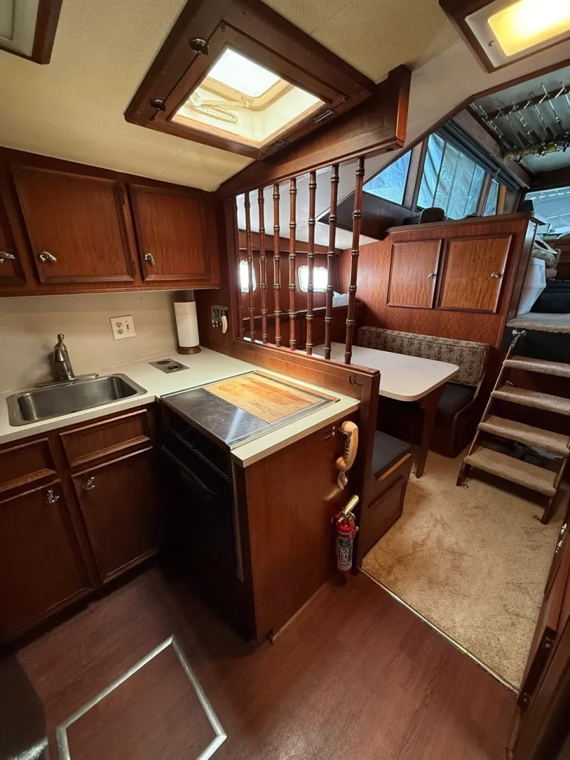 Slide: The Image of Hatteras 53 Convertible 1978 - 6714616