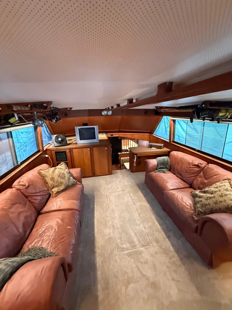 Slide: The Image of Hatteras 53 Convertible 1978 - 6714595