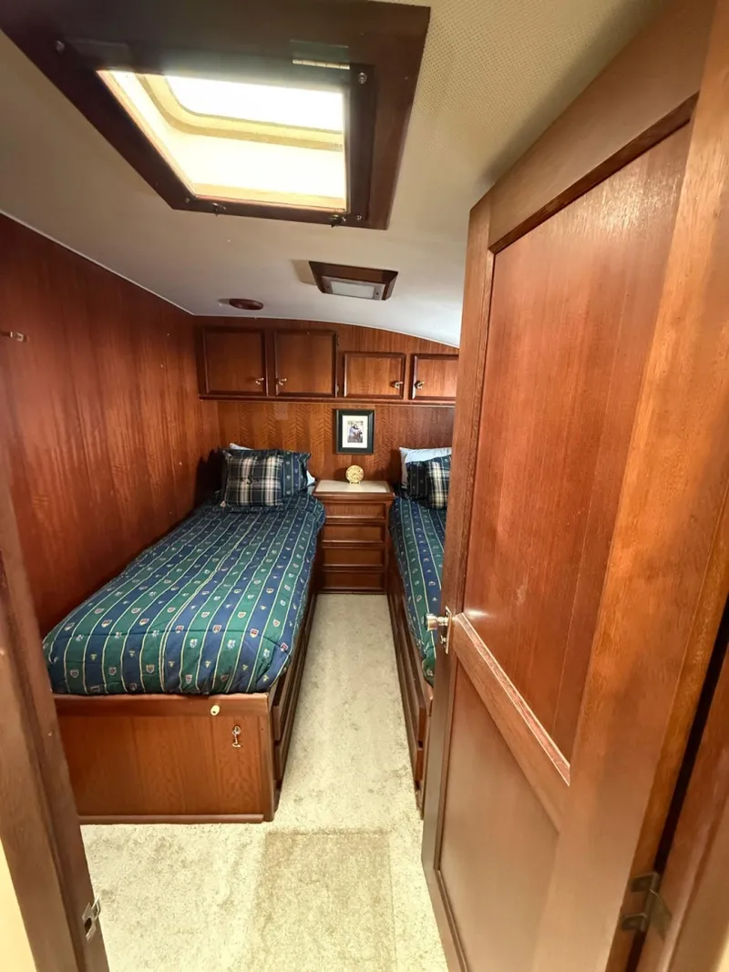 Slide: The Image of Hatteras 53 Convertible 1978 - 6714609