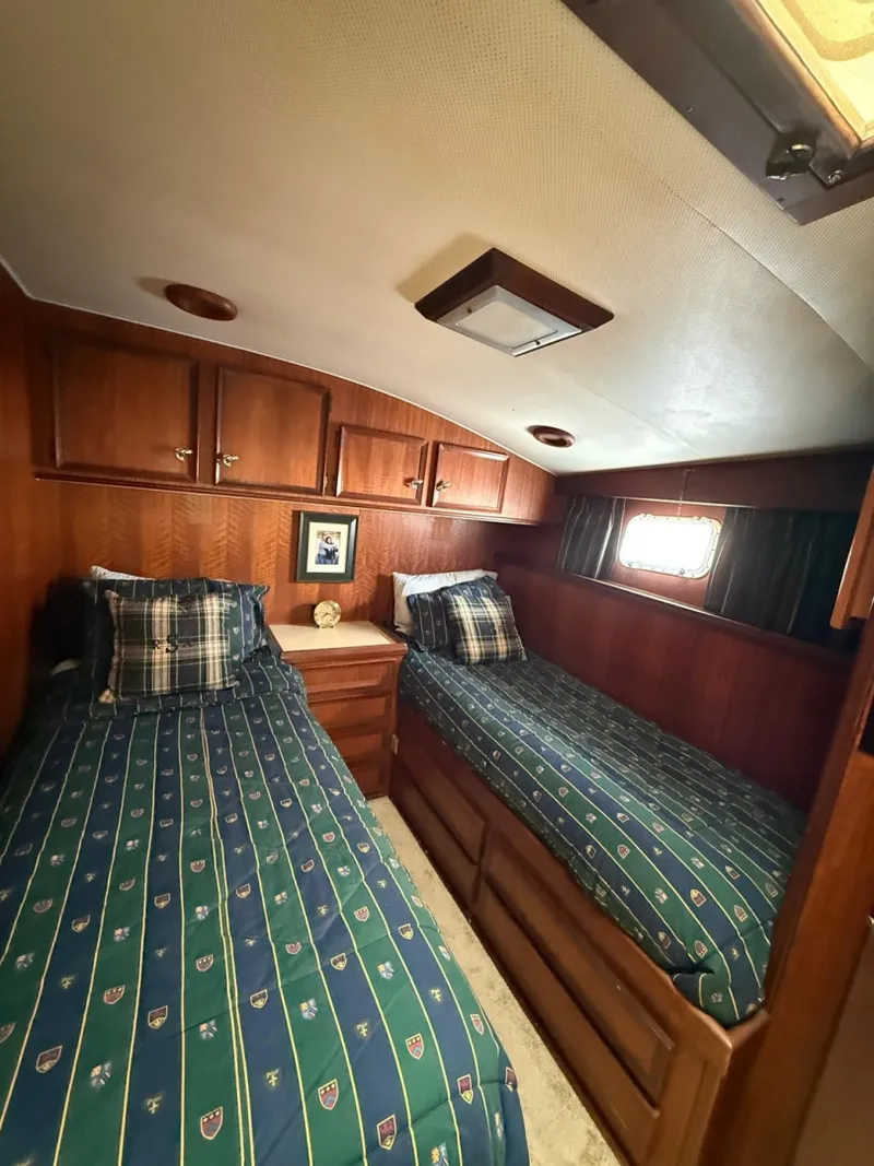 Slide: The Image of Hatteras 53 Convertible 1978 - 6714610