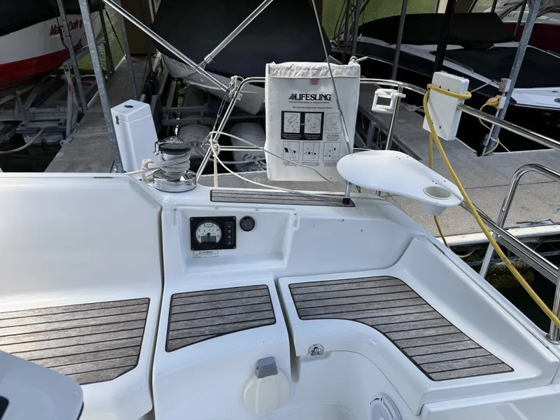 Slide: The Image of Beneteau 373 2007 - 6719523
