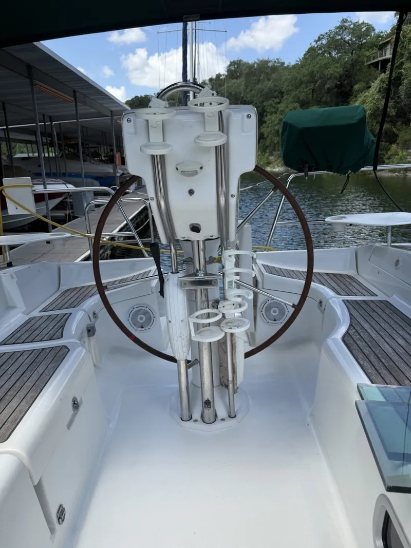 Slide: The Image of Beneteau 373 2007 - 6807144